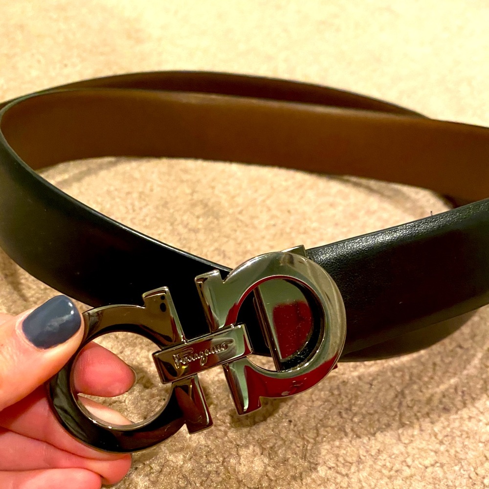 Men’s leather belt with Beveled Ferragamo Buckle